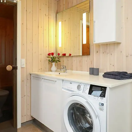 Three-bedroom Holiday In 18 Nyaraló *
