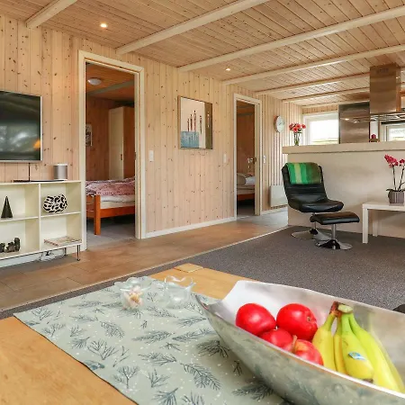 Three-bedroom Holiday In 18 Nyaraló *